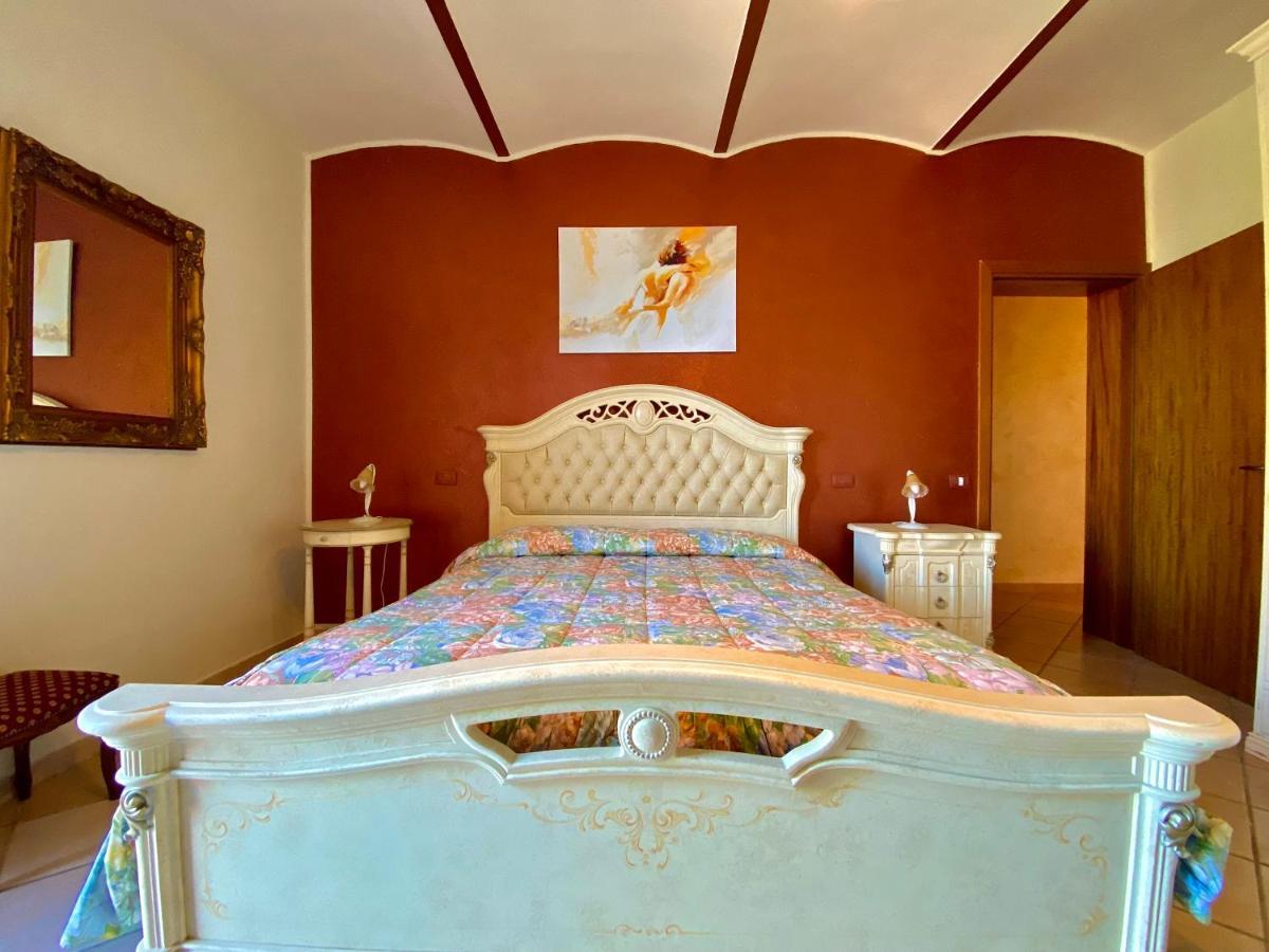 Agriturismo Re Di Fiori Доноратико Экстерьер фото