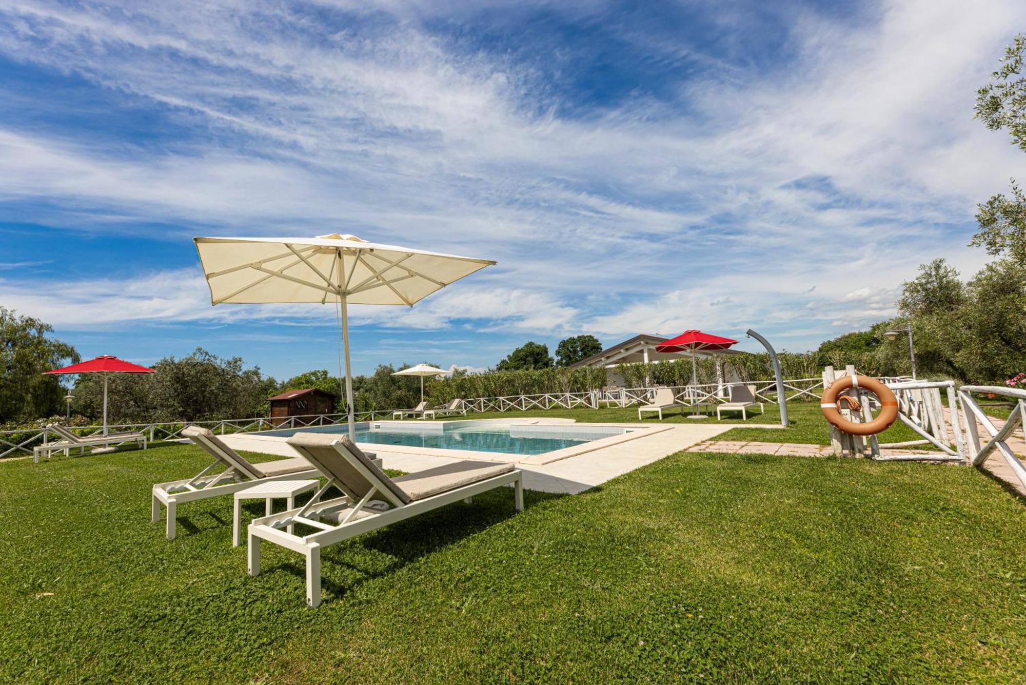 Agriturismo Re Di Fiori Доноратико Экстерьер фото